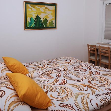 Apartma Dolinar Gorenja Vas (Gorenja Vas-Poljane) Exterior foto